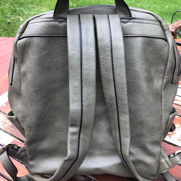 Southern TradeMark laptop backpack - Picture 2 of 7